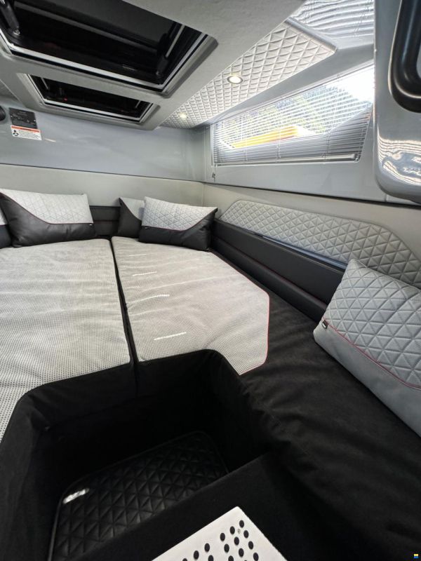 Brabus Shadow 900 Cross Cabin