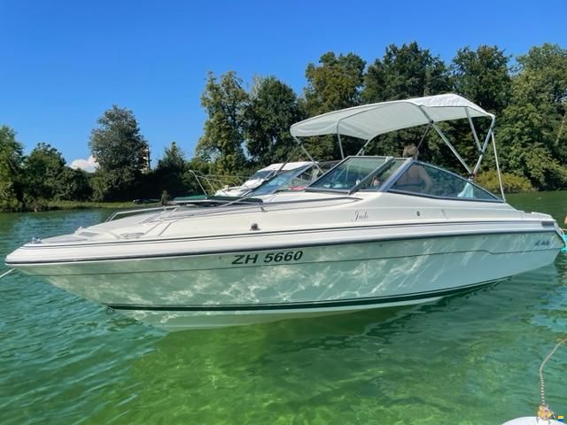 Sea Ray 200 mit Schlupfkabine