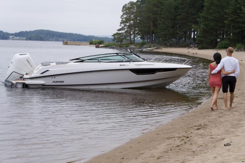 Flipper 800 Daycruiser