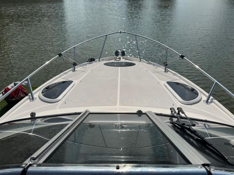 Regal 28 Express