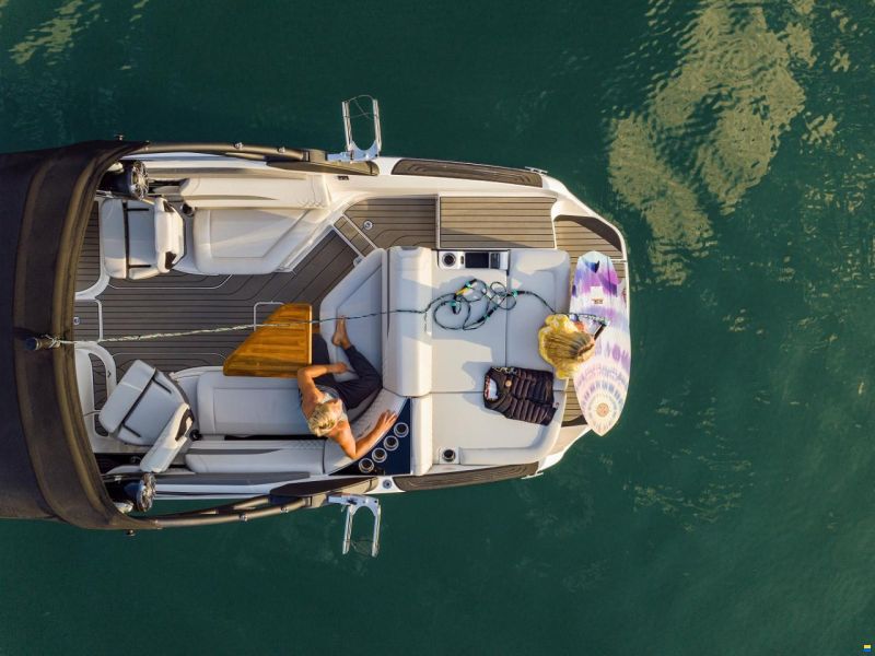 Sea Ray SLX 260 Surf US