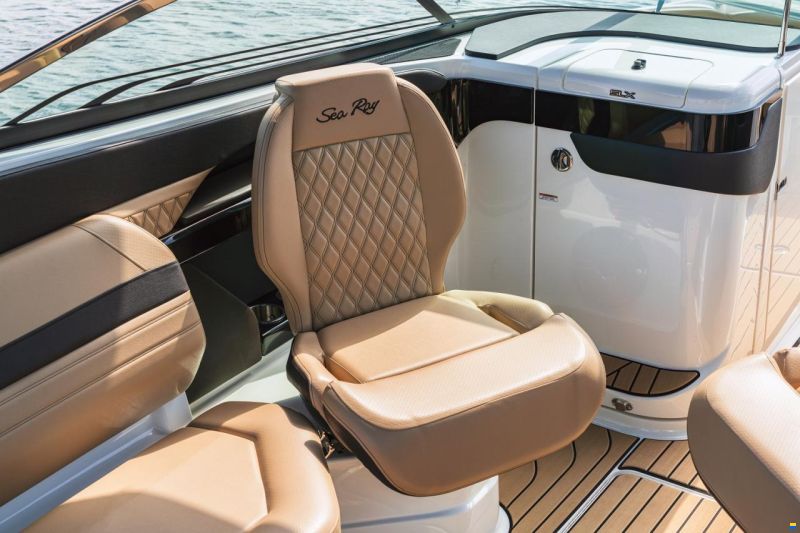 Sea Ray SLX 280 OB US