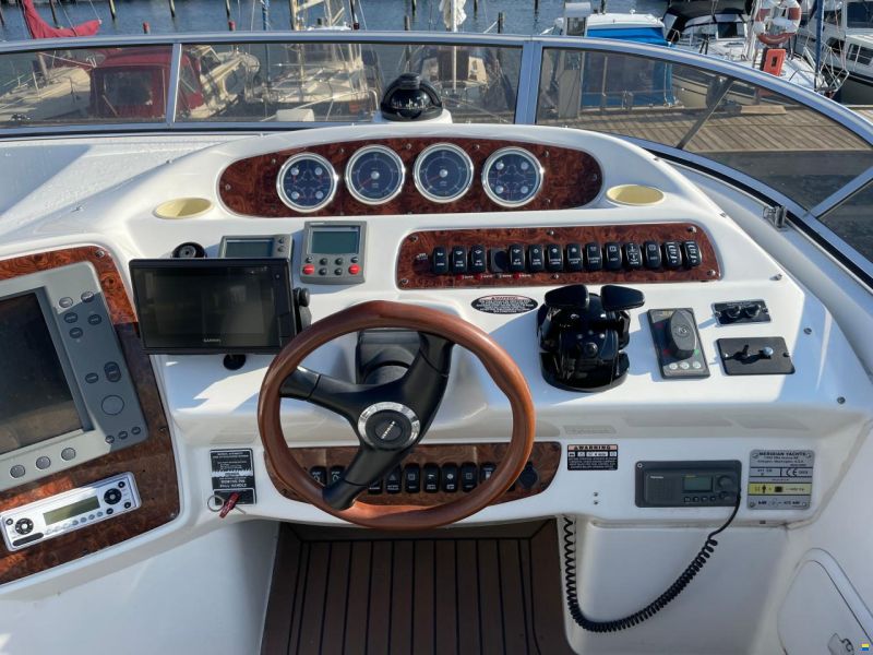 Meridian Yachts 411