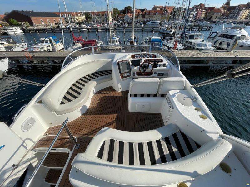 Meridian Yachts 411