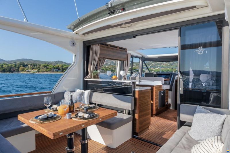 Marex 440 Gourmet Cruiser