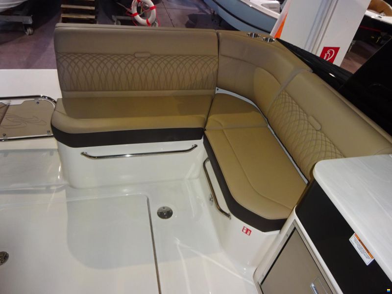 Sea Ray 370 DA