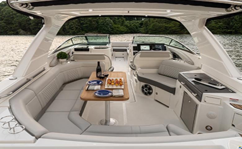 Sea Ray 350 SLX - auf Bestellung