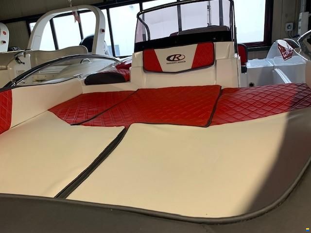 Rancraft RS cinque.5 mit Hafenplatz Locarno