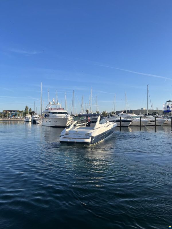 Sunseeker Superhawk 48 MKII