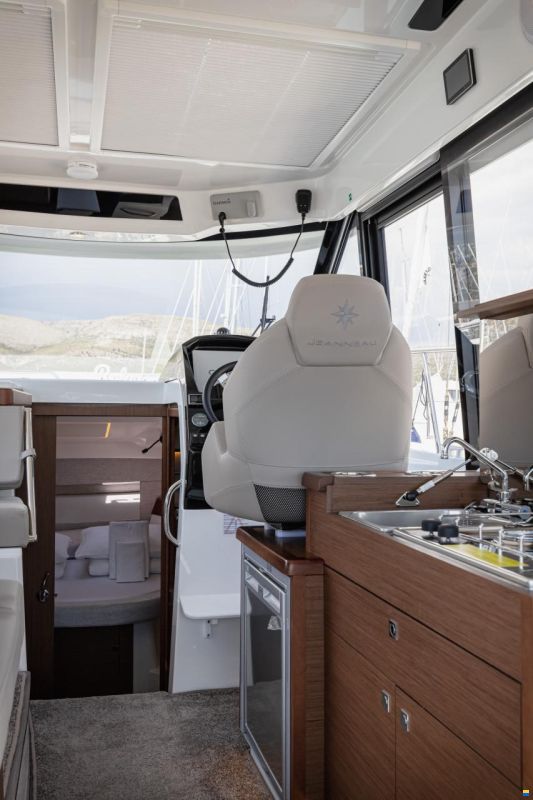 Jeanneau Merry Fisher 895 Offshore