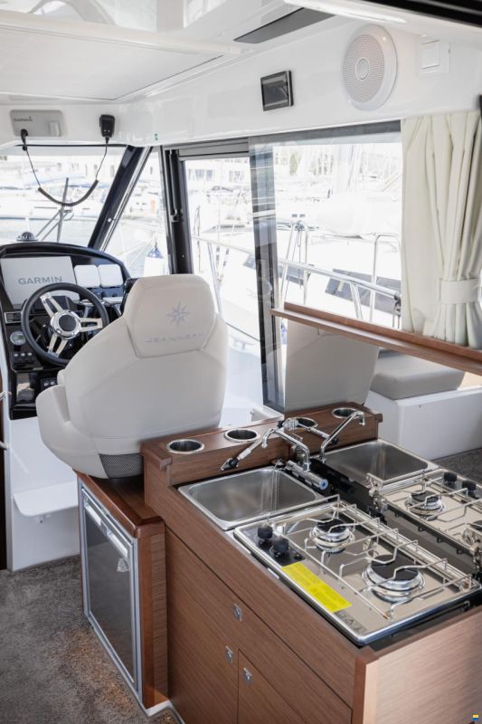 Jeanneau Merry Fisher 895 Offshore