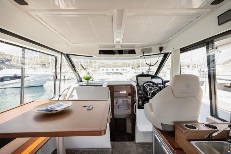 Jeanneau Merry Fisher 895 Offshore