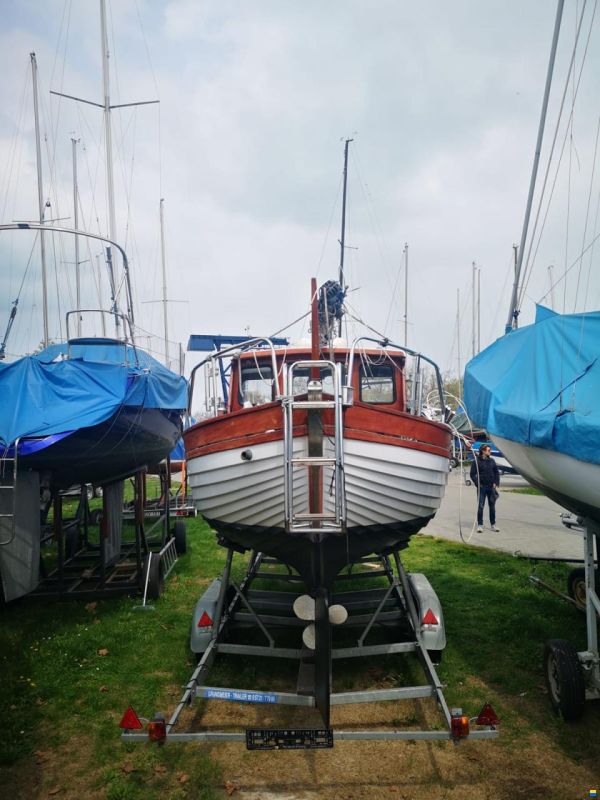 Jutahela Marina 75