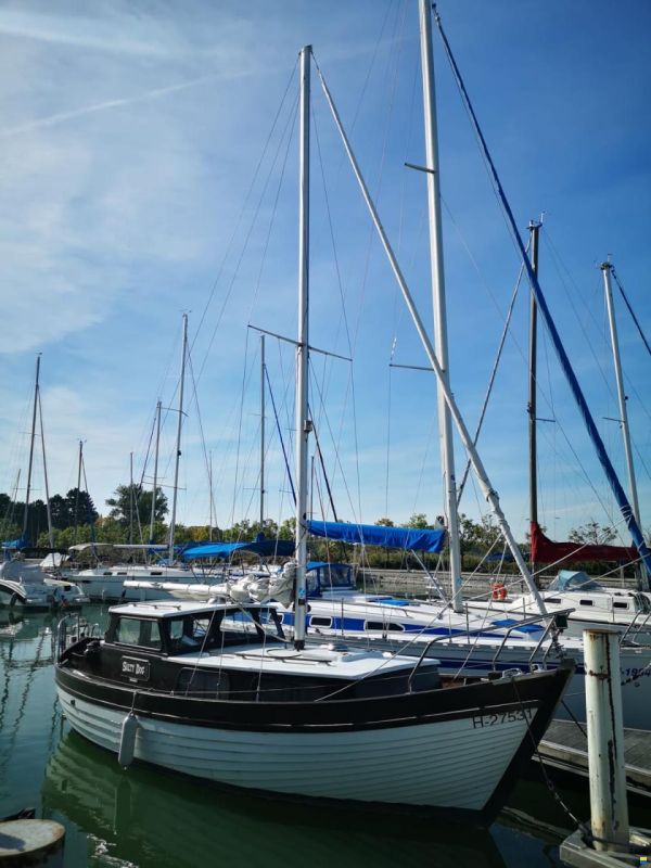Jutahela Marina 75