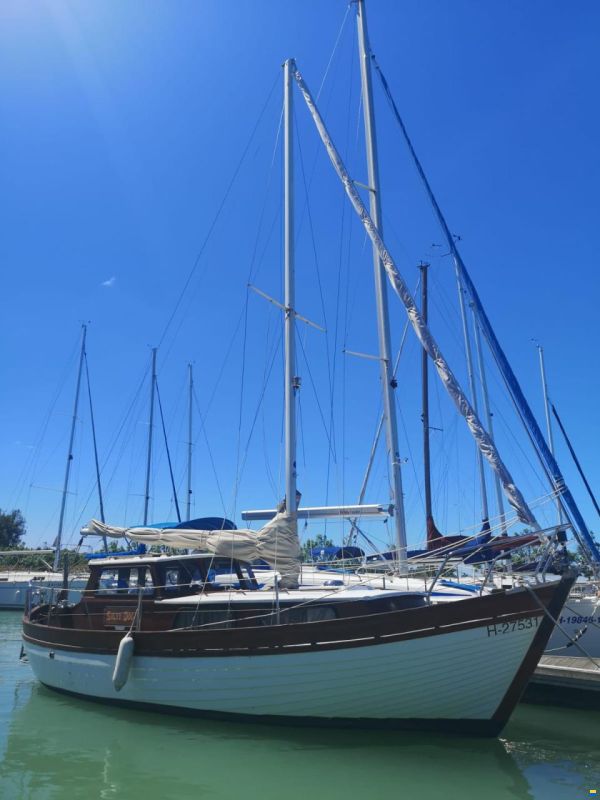 Jutahela Marina 75