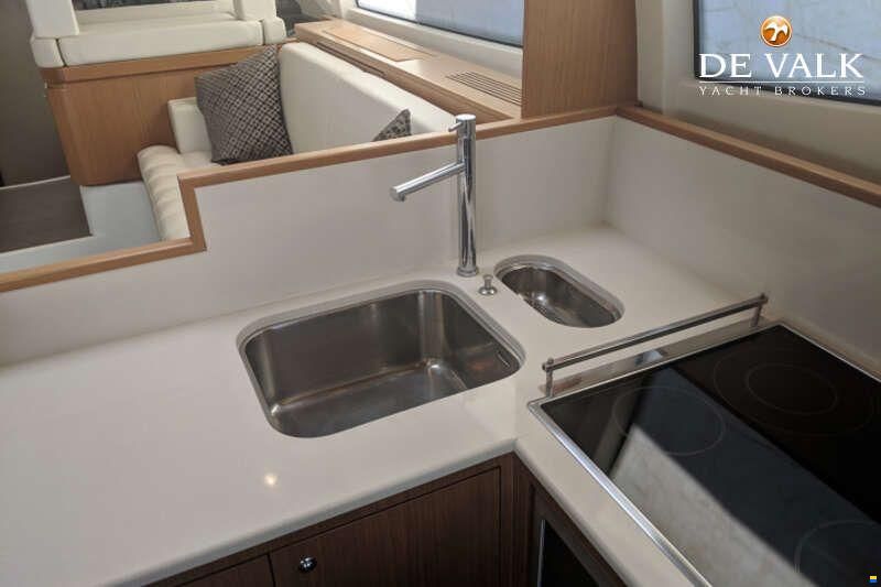 Ferretti 510