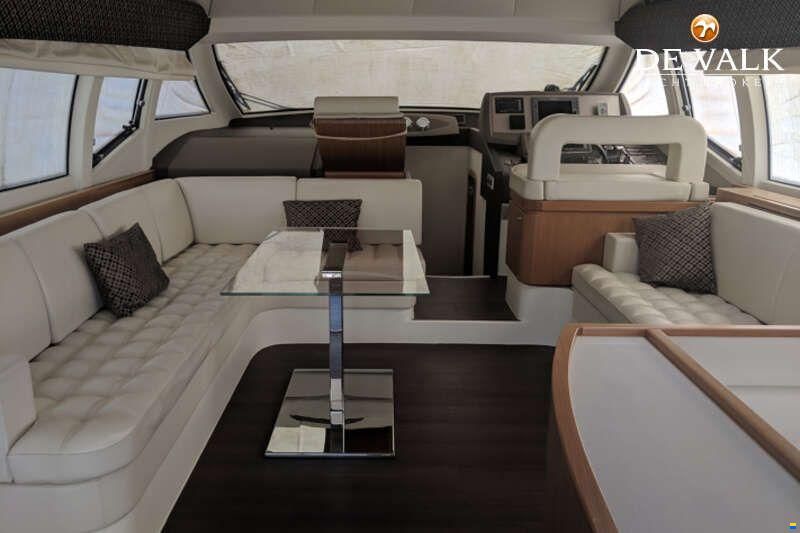 Ferretti 510