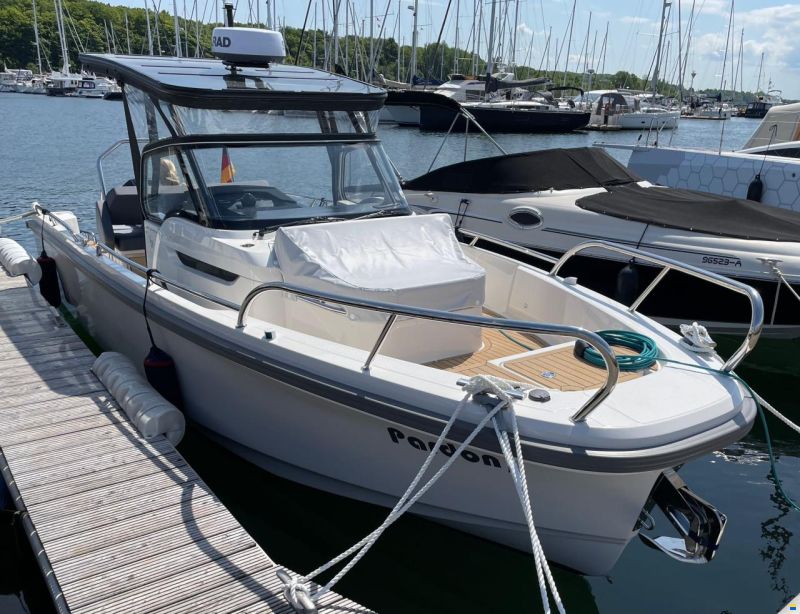 Nimbus T8 T-Top Mercury V6 200 PS