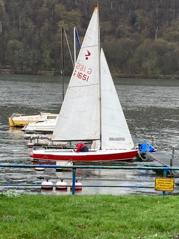 Mader Kielzugvogel mit Trailer regattafertig image