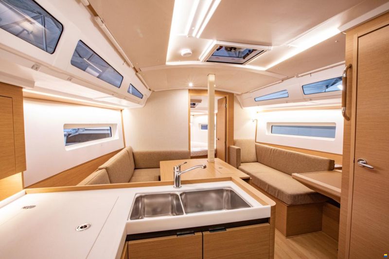 Jeanneau Sun Odyssey 380