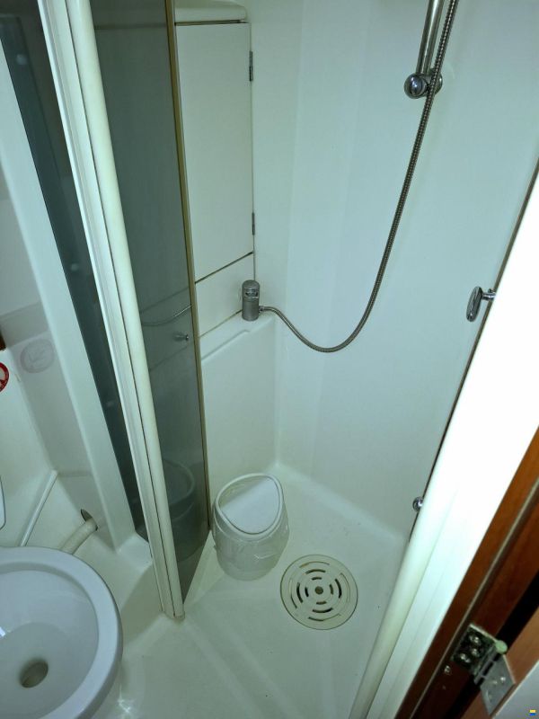 Beneteau Oceanis 54