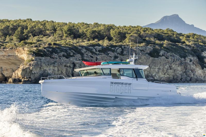 Axopar 45 Cross Cabin