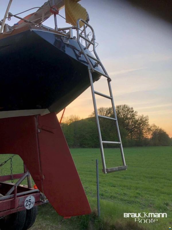Hallberg-Rassy 32 Mistress