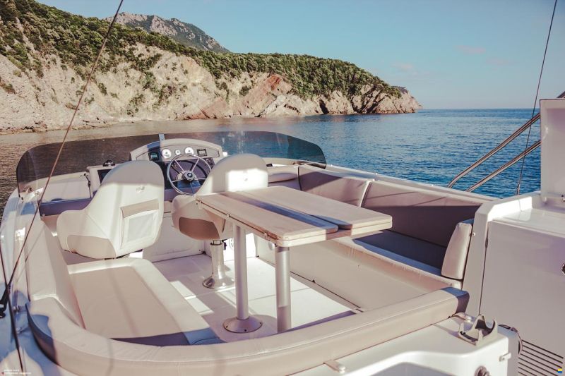 Beneteau Swift Trawler 44