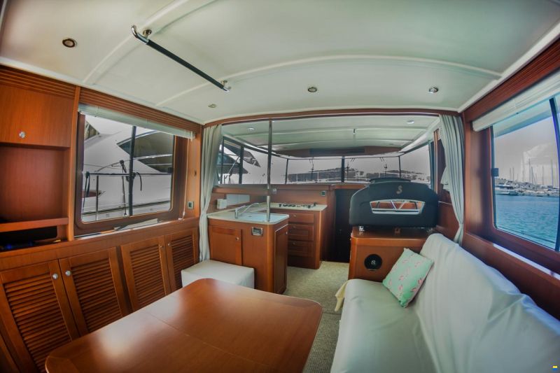 Beneteau Swift Trawler 44