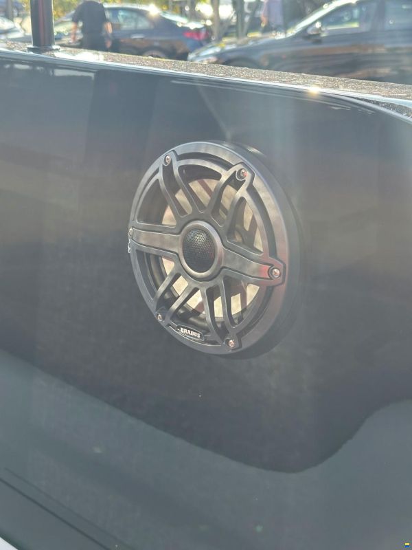 Brabus Shadow 900 Cross Cabin