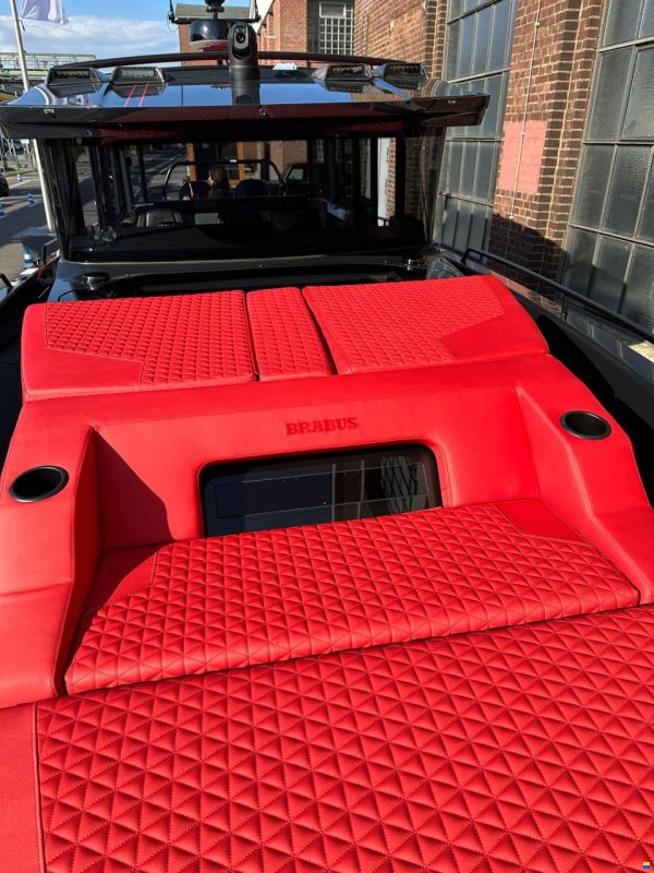 Brabus Shadow 900 Cross Cabin