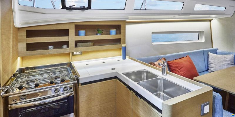 Jeanneau Sun Odyssey 380