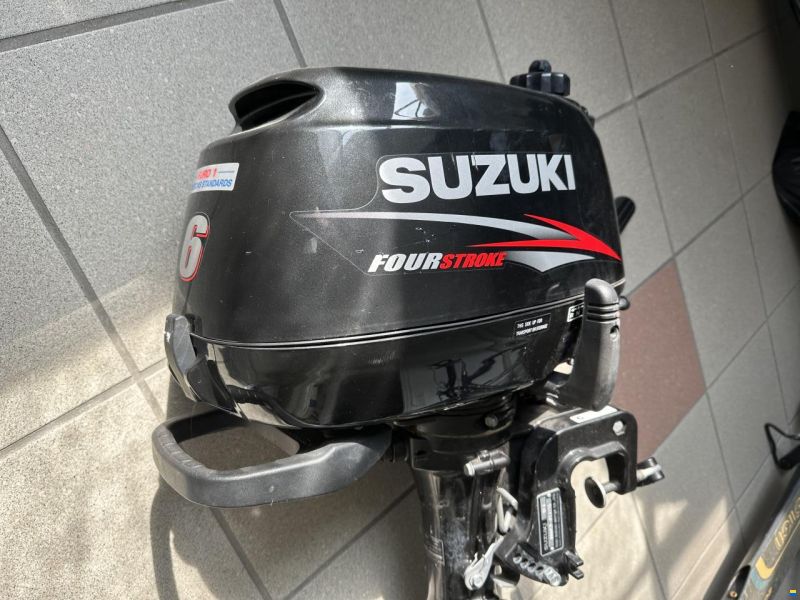 Suzuki DF6S