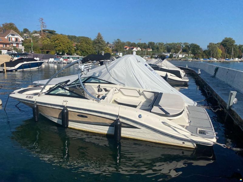 Sea Ray SPX 210