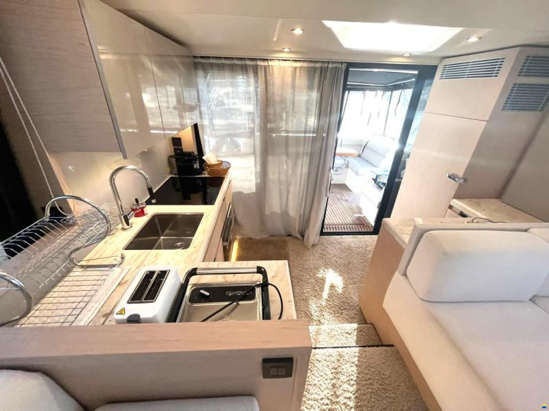Beneteau Monte Carlo 52