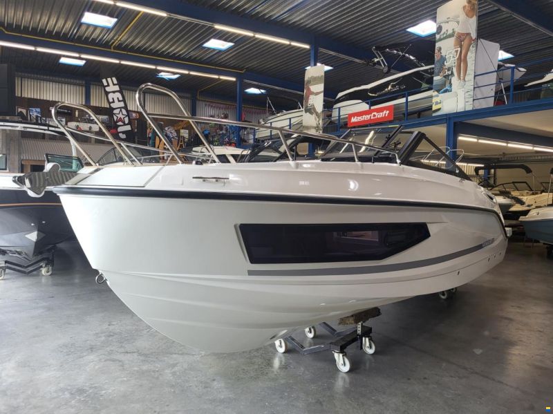 Quicksilver Activ 755 Cruiser