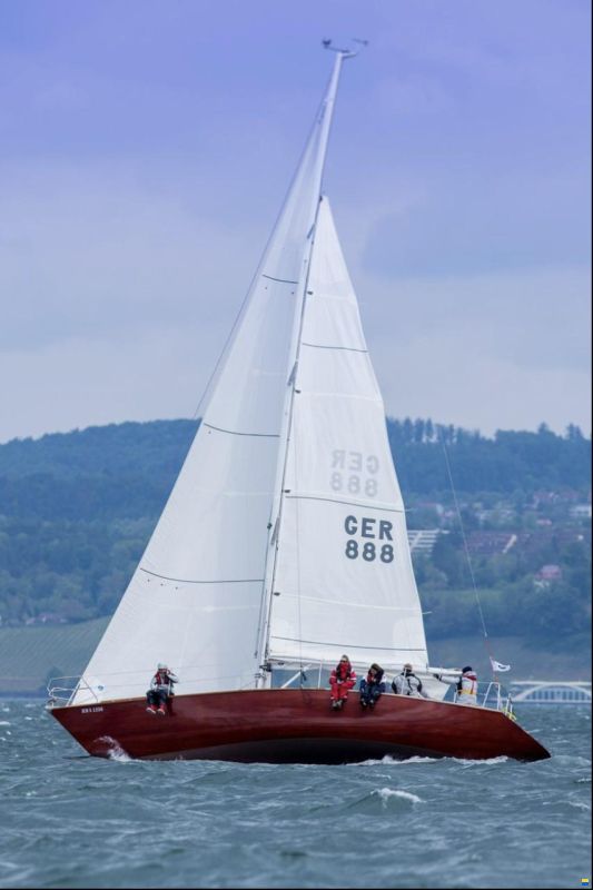 Biatel 1 TONNER von GARY W. MULL Naval Arch.