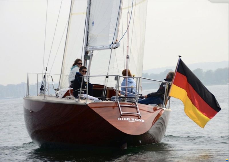 Biatel 1 TONNER von GARY W. MULL Naval Arch.