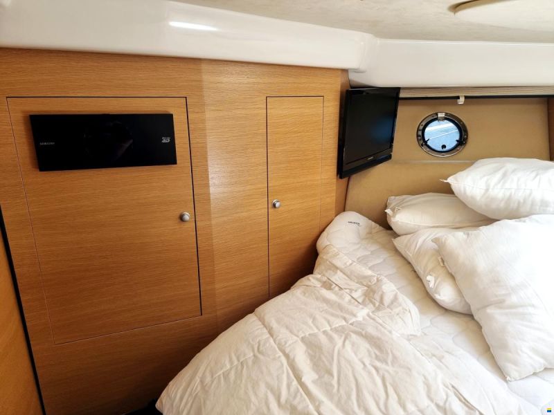 Cranchi Mediterranee 43 HT Volvo Penta IPS-600