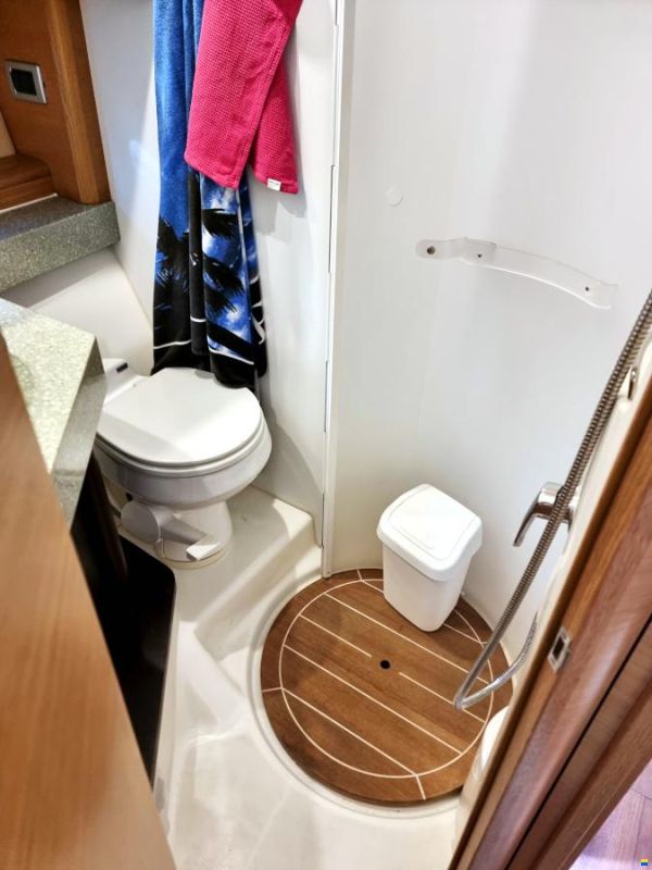 Cranchi Mediterranee 43 HT Volvo Penta IPS-600