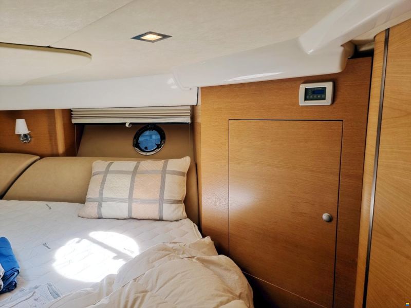 Cranchi Mediterranee 43 HT Volvo Penta IPS-600