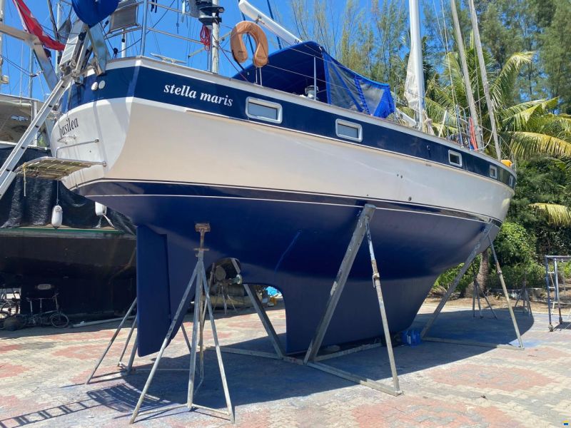 Hallberg-Rassy 49 "R"