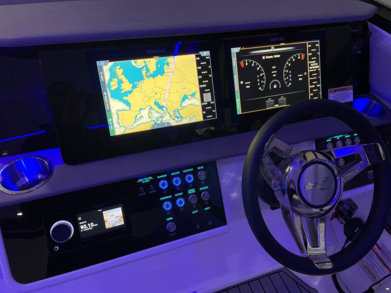 Sea Ray Sundancer 320