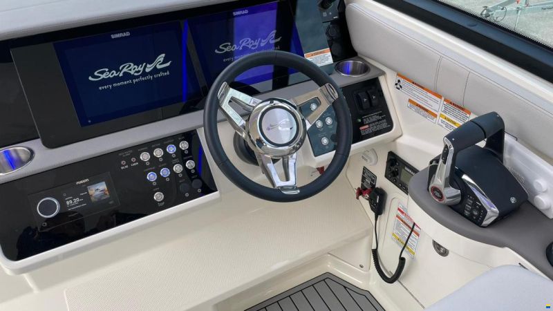 Sea Ray Sundancer 320