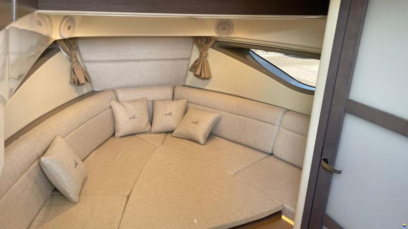 Sea Ray Sundancer 320