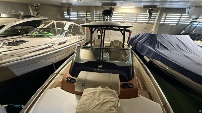 Invictus GT 320