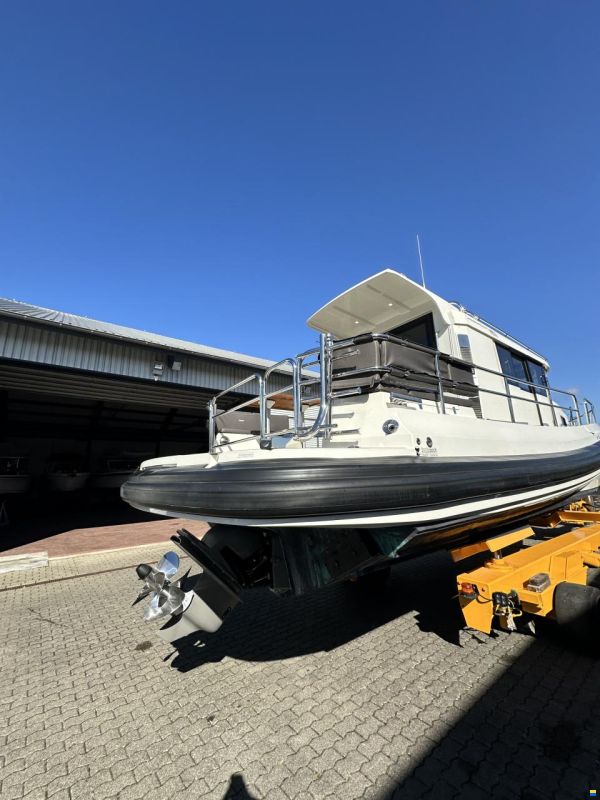 Paragon Yachts 31 Cabin