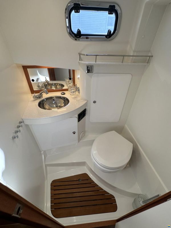Paragon Yachts 31 Cabin