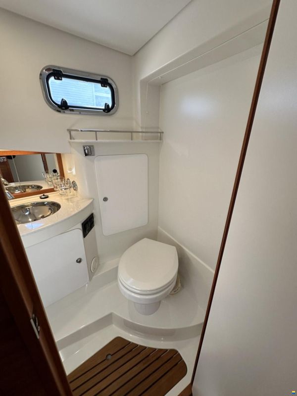 Paragon Yachts 31 Cabin