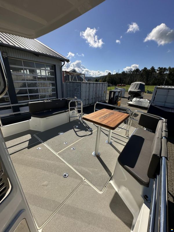 Paragon Yachts 31 Cabin